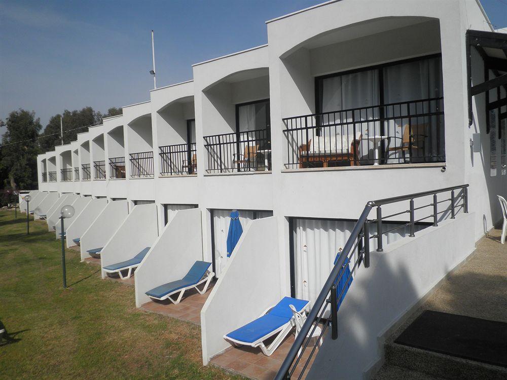 Park Beach Hotel ลิมาซอล ภายนอก รูปภาพ