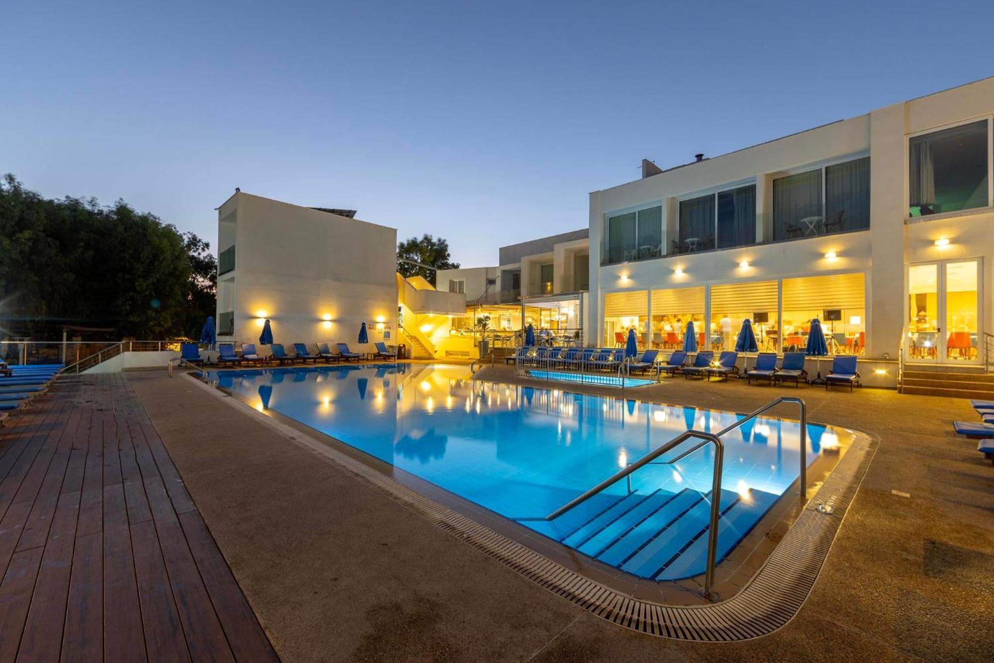 Park Beach Hotel ลิมาซอล ภายนอก รูปภาพ