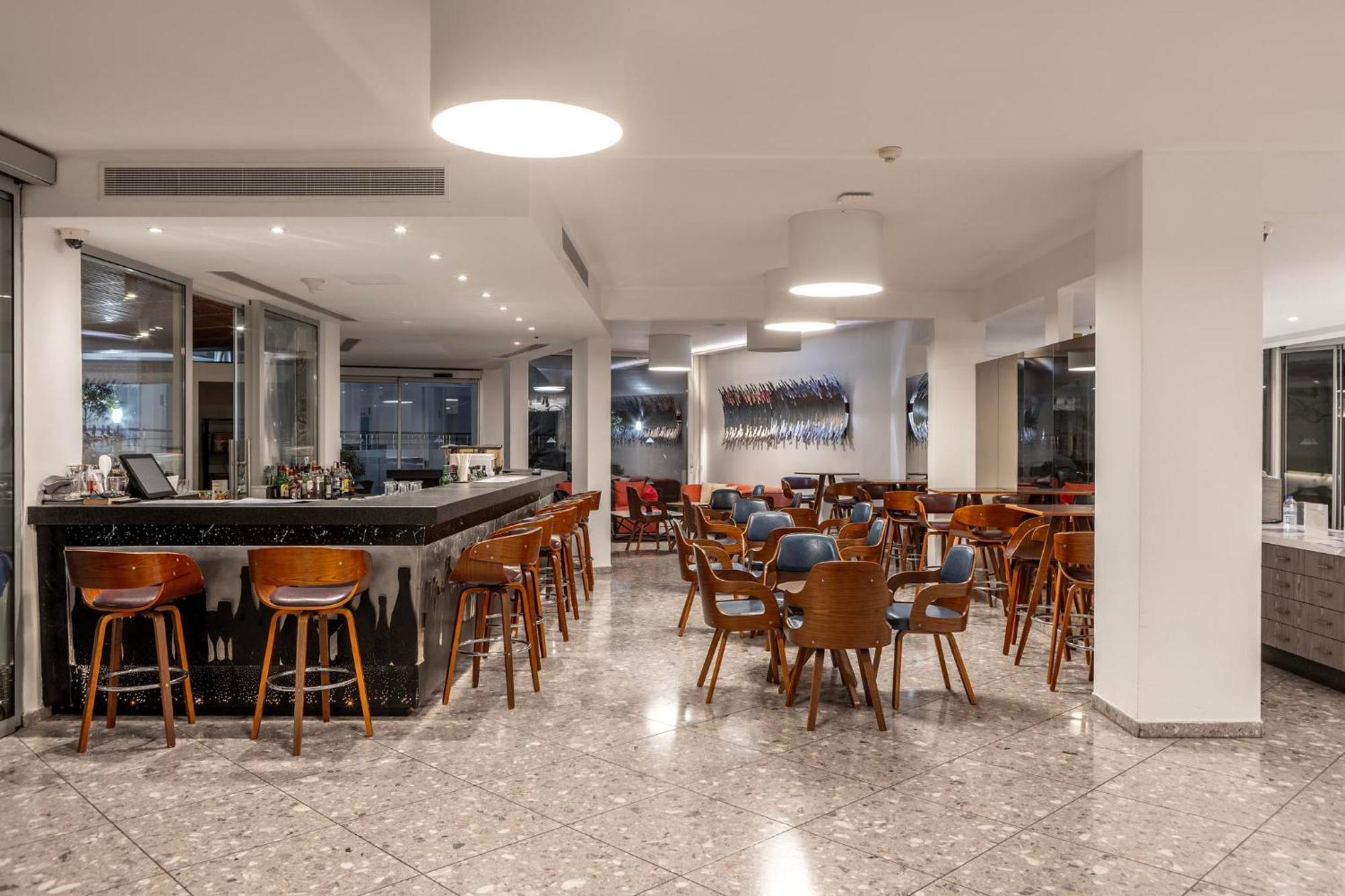 Park Beach Hotel ลิมาซอล ภายนอก รูปภาพ