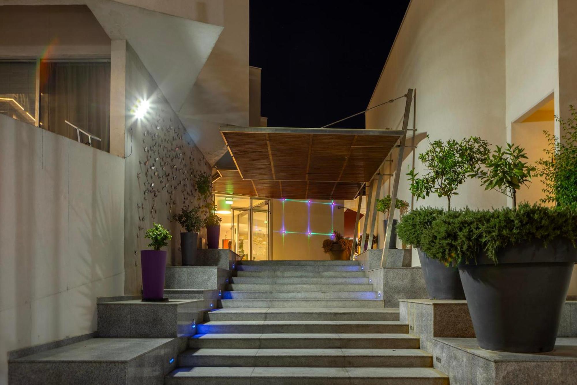 Park Beach Hotel ลิมาซอล ภายนอก รูปภาพ